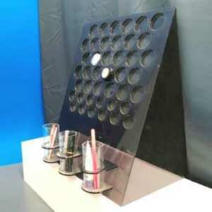 Présentoir plexiglas fumé parfumerie