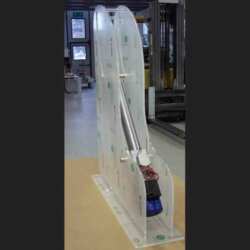 Présentoir plexiglas massif pour industrie
