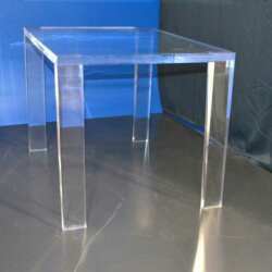 Table en plexiglas massif 30 mm