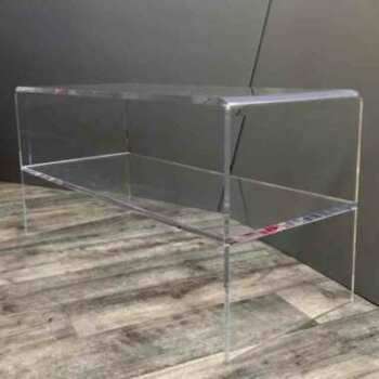 Table basse plexiglas pliée transparente