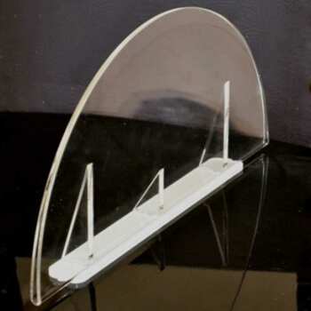 Porte-dépliant plexiglas demi-lune negozio ottica Granvision