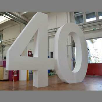 Logo géant polystyrène autoportant anniversaire